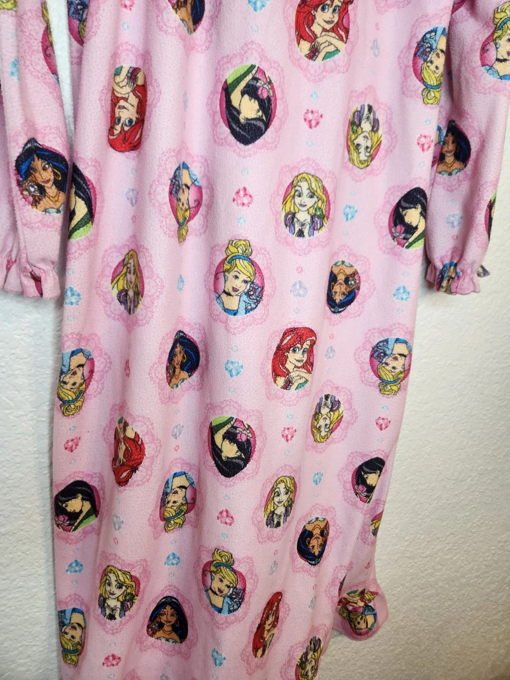 Disney Princess character print nightgown long sleeve size 8